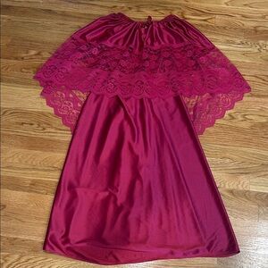 Vintage Burgundy Lace Cape special event maxi Dress women’s xx small / 0 juniors